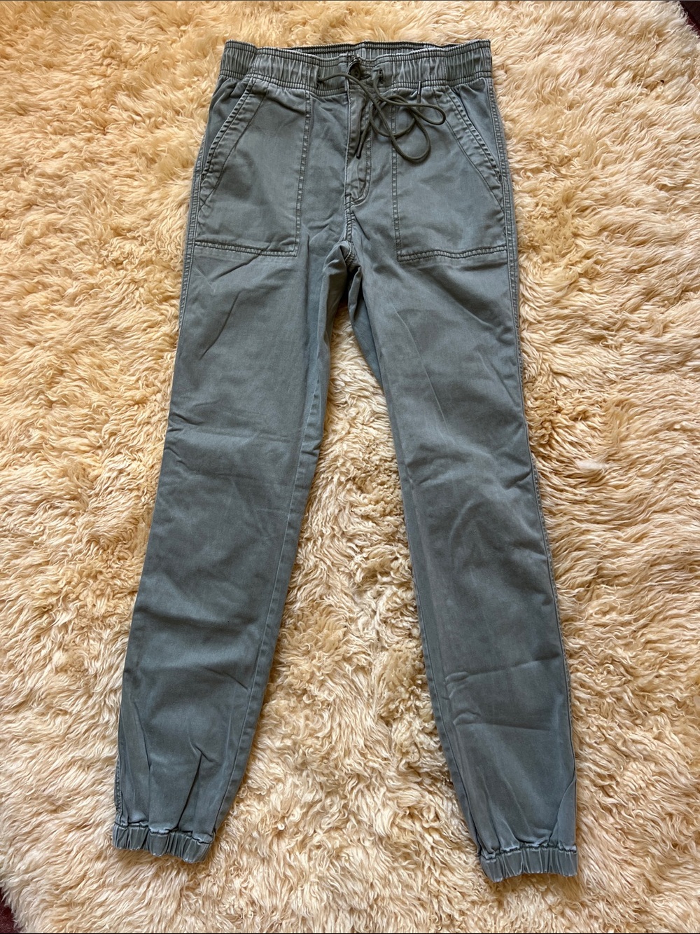 AE Next Level High-Waisted Jegging Jogger long inseam - Green